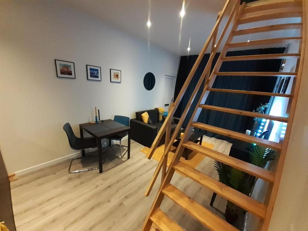 Appartement Deluxe 튈뷔르흐 외부 사진