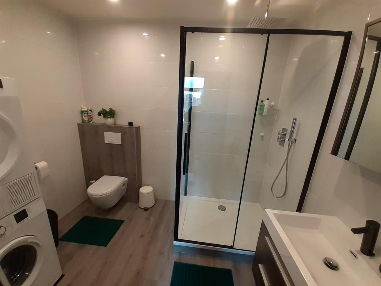 Appartement Deluxe 튈뷔르흐 외부 사진